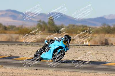 media/Nov-16-2024-CVMA (Sat) [[0e4bb1f32f]]/Race 9-Amateur Supersport Middleweight/